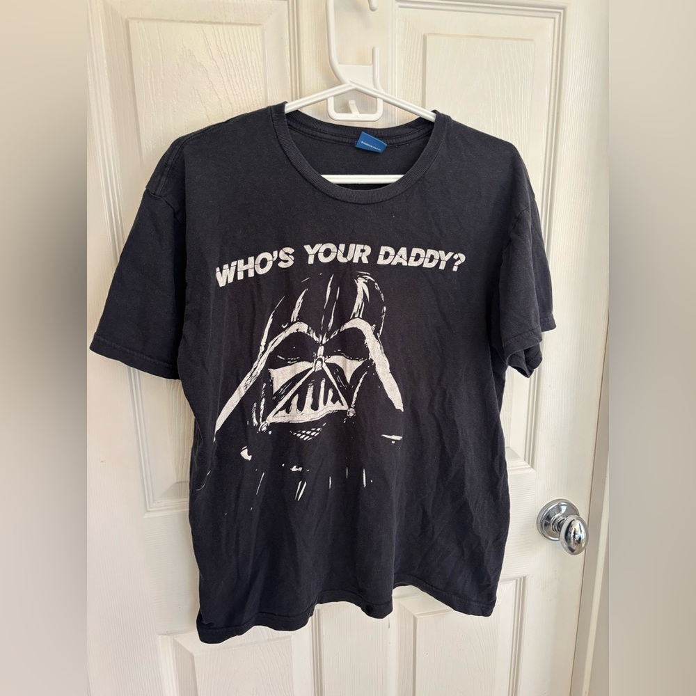 Star Wars Black White Short-Sleeve Darth Vader Tee Size Small